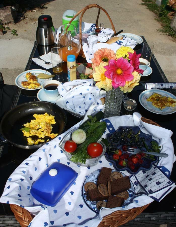 Gaestezimmer Sommer Locktow Bagian luar foto